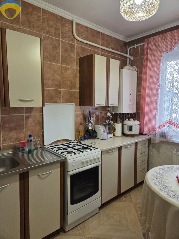 продажа многокомнатной квартиры номер A-174824 в Приморском районе, фото номер 7
